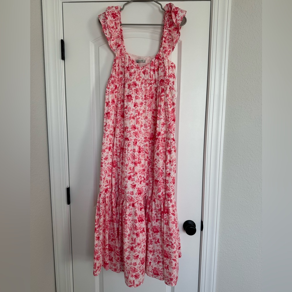 EUC Abercrombie Floral Maxi dress